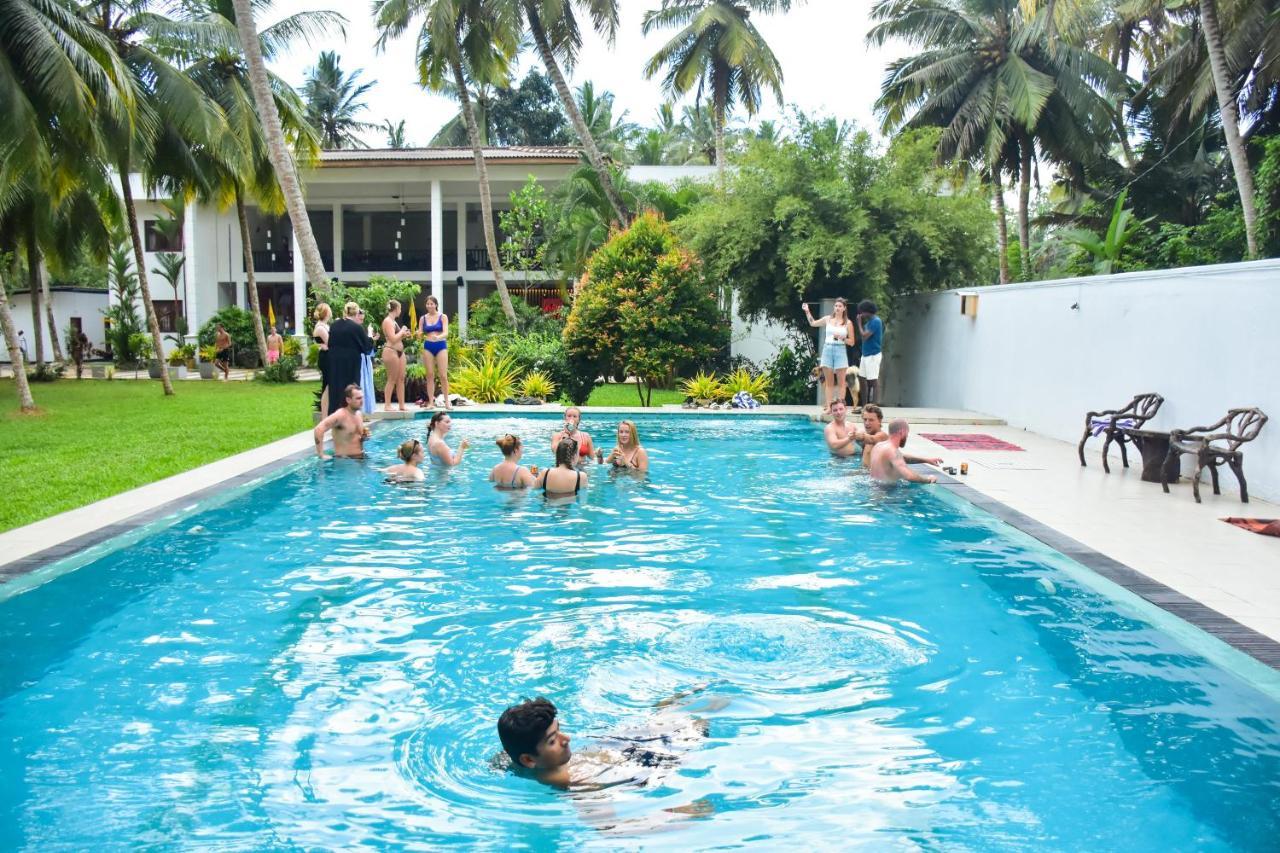 Why Not Mansion Albergue Habaraduwa Central Exterior foto